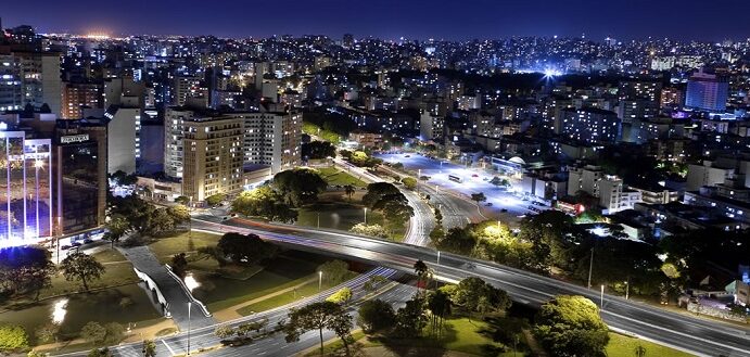Sob as Estrelas de Porto Alegre: Um Convite para Desvendar o Melhor da Noite Gaúcha!