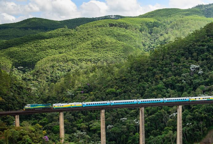 Viagem de trem no Brasil: 9 destinos