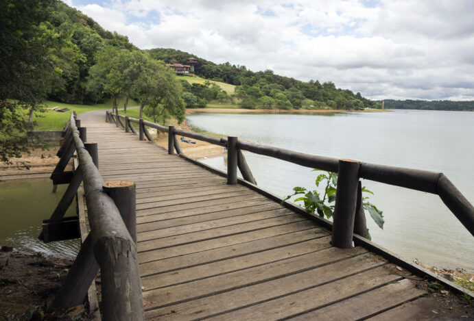 Da Neoclássica Sabedoria à Vanguarda Cultural: O Jardim do Conhecimento de Curitiba