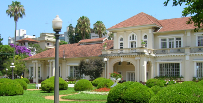 Chimarrão, Pôr do Sol e Descontos Exclusivos: Saldão Nacional Inn em Porto Alegre