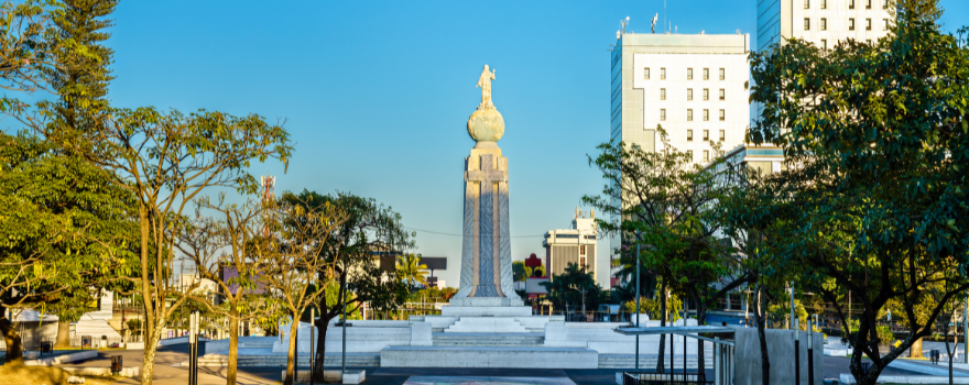 Descubra os Encantos de Salvador com Hospedagem em Hotéis com Café da Manhã Grátis