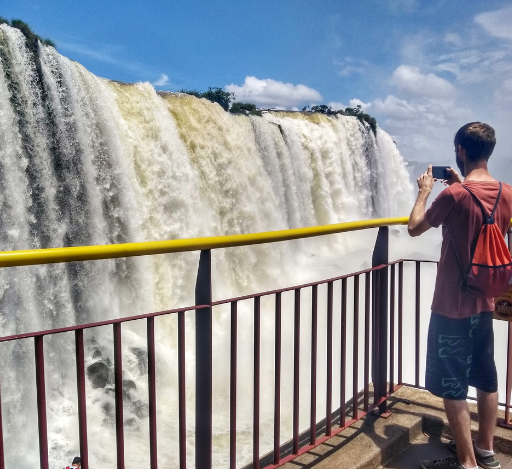 Cruzando Fronteiras: O Legado Histórico das Missões Jesuítas nas Terras das Cataratas