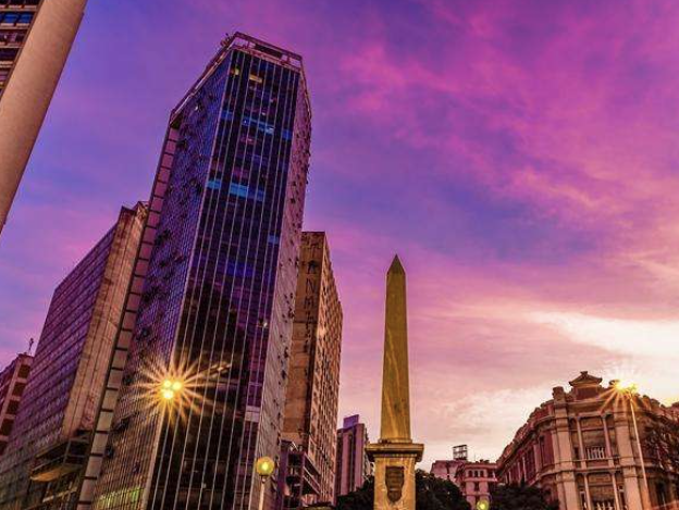 MB Summit Brasil: O Segredo de Vender Imóveis Como Nunca Antes!