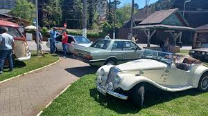 Campos do Jordão para entusiastas de carros clássicos: eventos e encontros imperdíveis