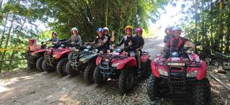 Rota Turística: Passeio de Barco, Paraquedas, Quadriciclo e Thermas de São Pedro em Piracicaba