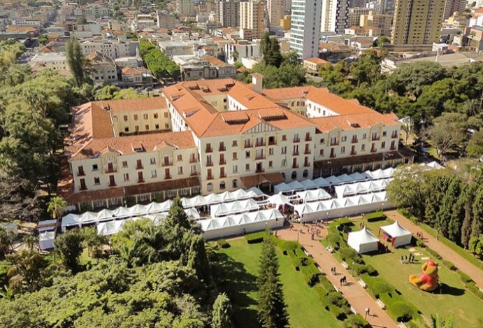 Flipoços 2025: Onde Cada Página Conta uma História (E Que Histórias!)