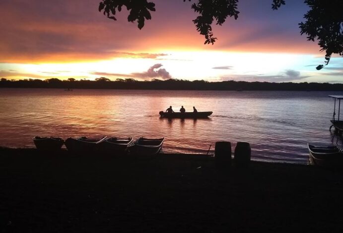 Icém: Um Refúgio de Águas, Sol e Natureza às Margens do Rio Grande