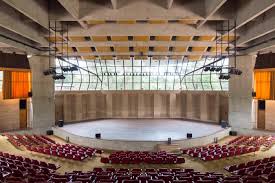 Auditório Cláudio Santoro: onde a arte faz morada no meio do verde