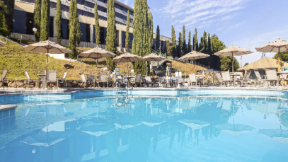 Réveillon 2025 Golden Park All Inclusive: Fogos no Céu, Ceia Especial e Diversão Completa em Poços de Caldas