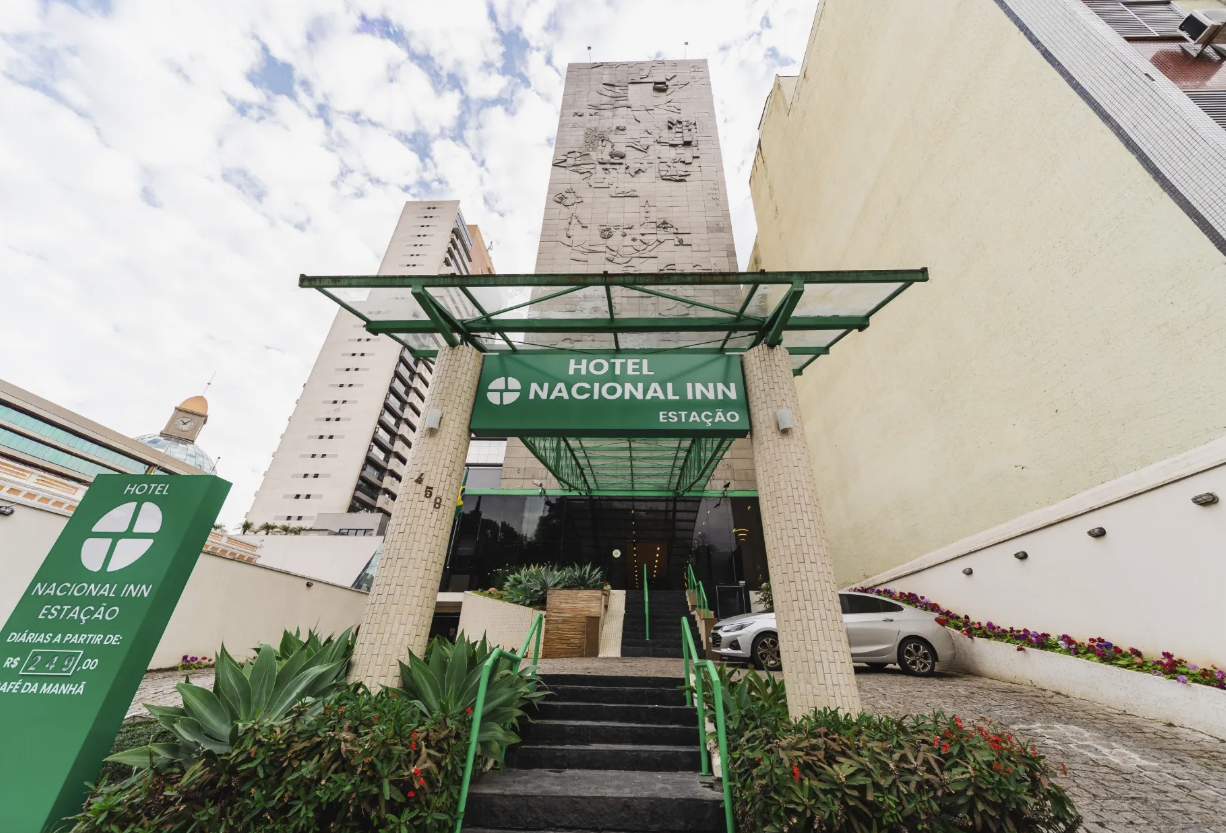 Curitiba Vira Palco de Gala: Embaixador Classic Reinventa o Sertanejo