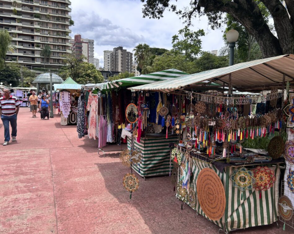 Fearpo em Poços de Caldas: A Beleza que Nasce das Próprias Mãos